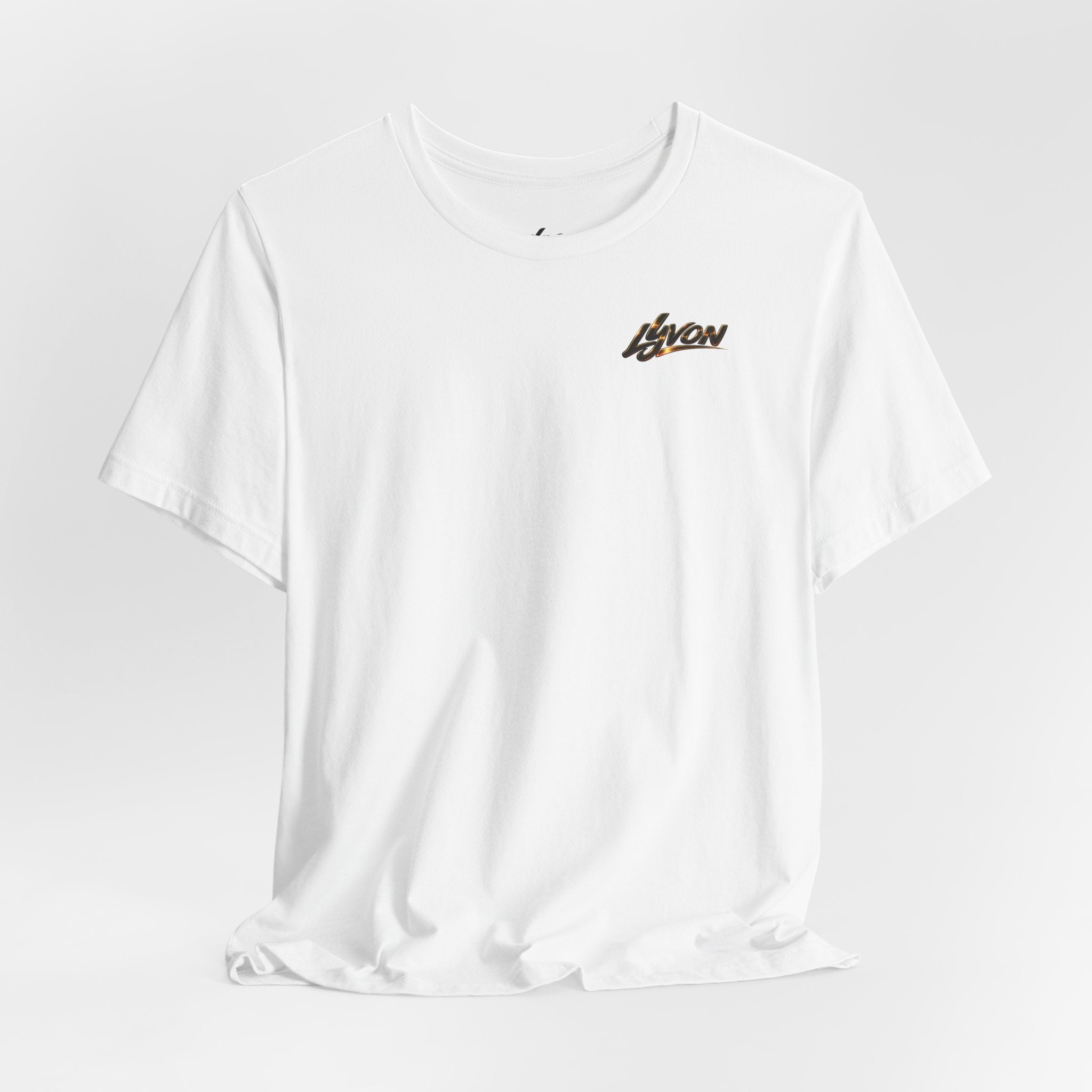 LYVON 'Born to Stand Out' — T-Shirt Graphique Signature