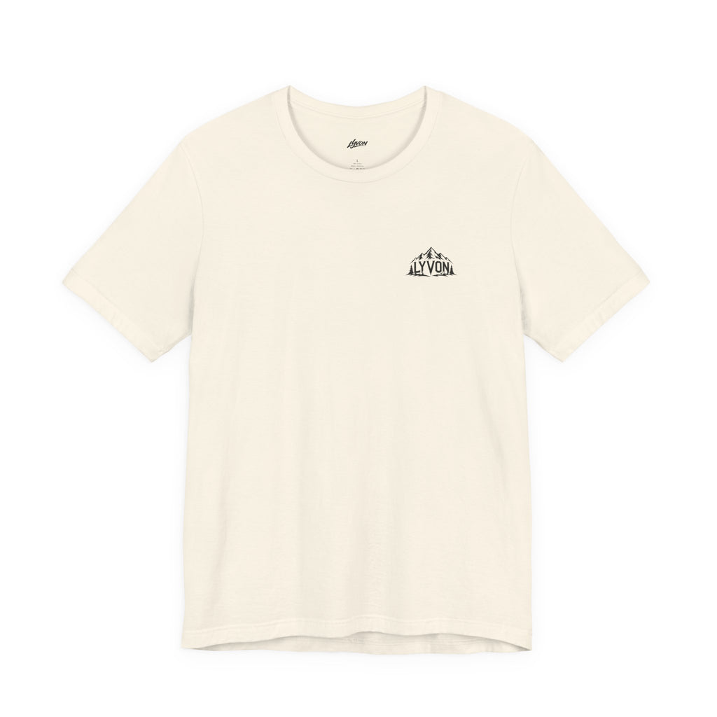 LYVON Outdoor Deer Tee — T-Shirt Graphique Montagne