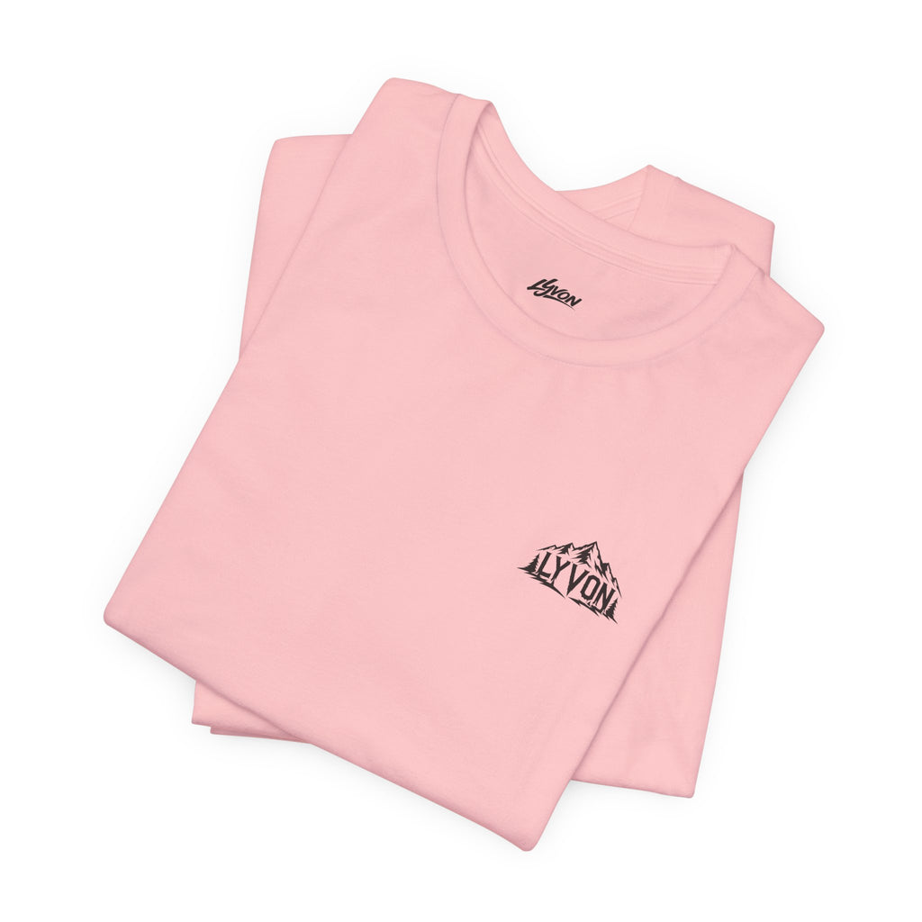 LYVON Outdoor Deer Tee — T-Shirt Graphique Montagne