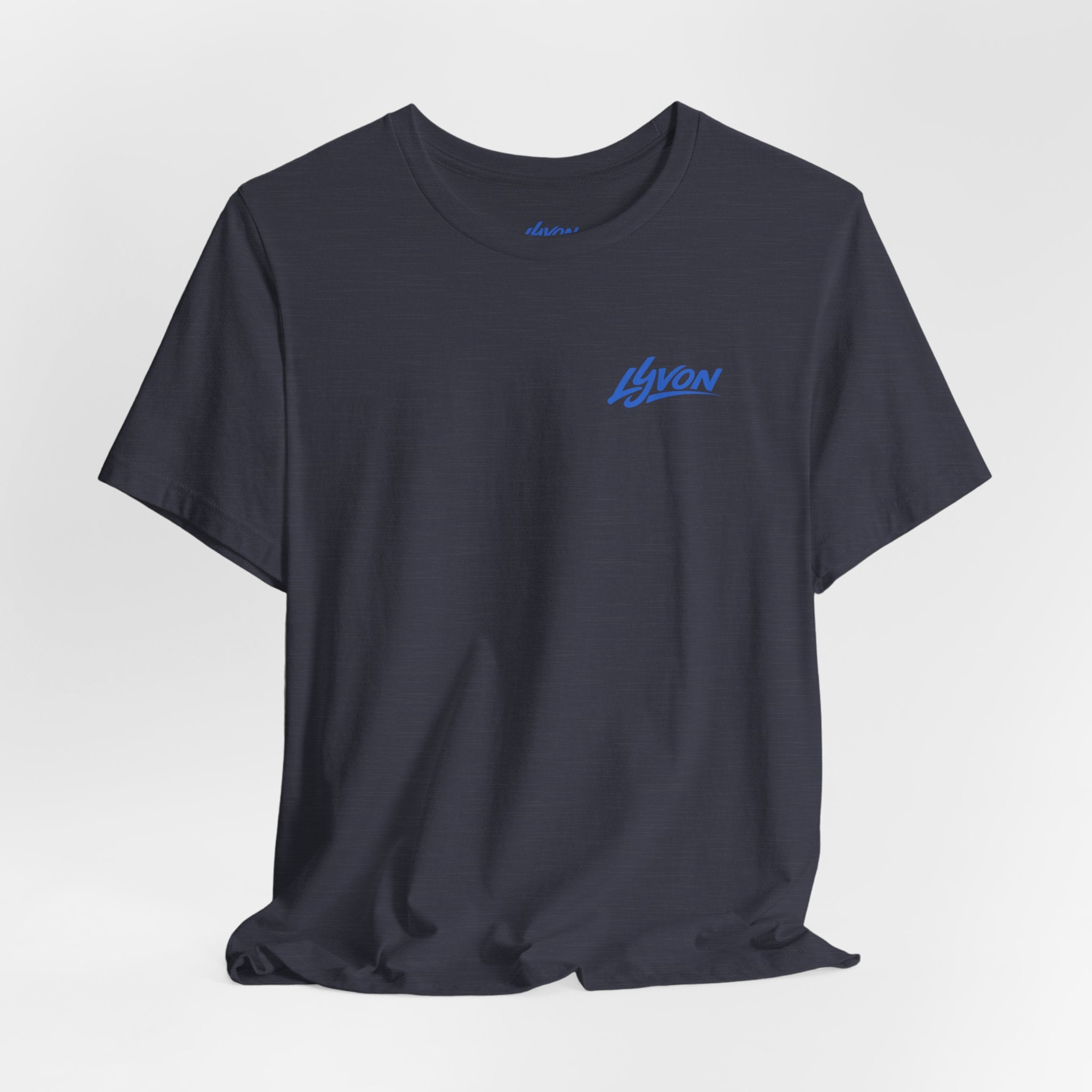 LYVON Script Logo Tee — T-Shirt Graphique Skate Rétro