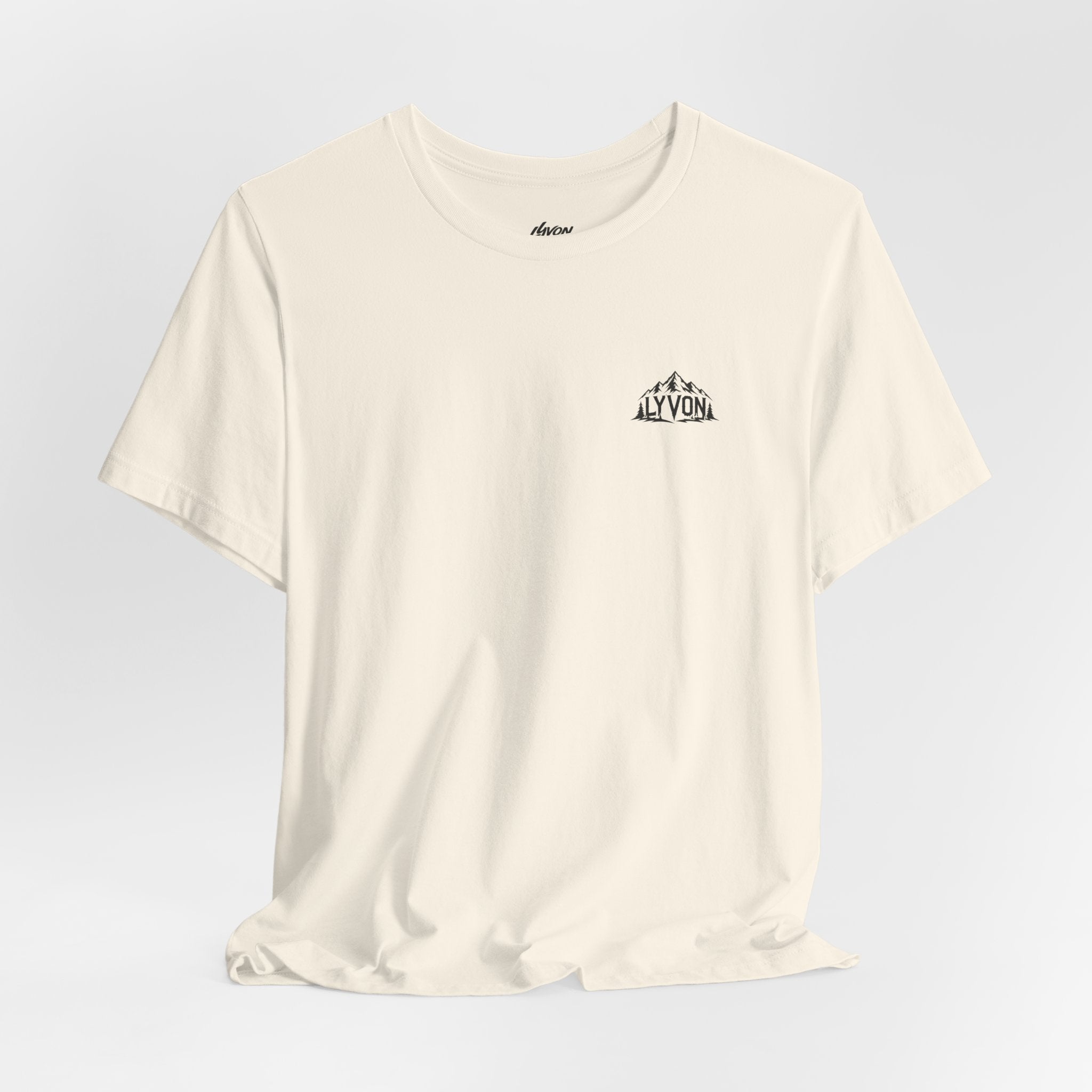 LYVON Outdoor Deer Tee — T-Shirt Graphique Montagne
